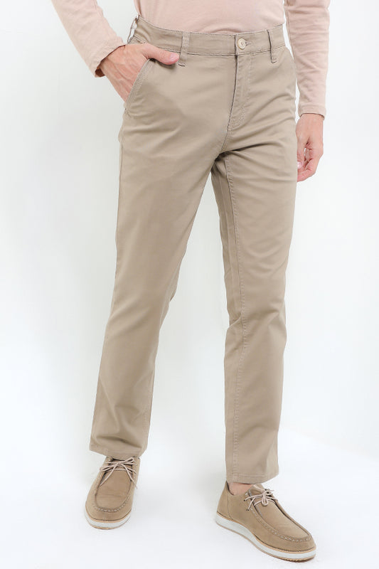 Cardinal Celana Panjang Chinos Slim Fit Pria E0259BK03A