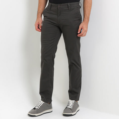 Cardinal Celana Panjang Chinos Slim Fit Pria E0263BK04A