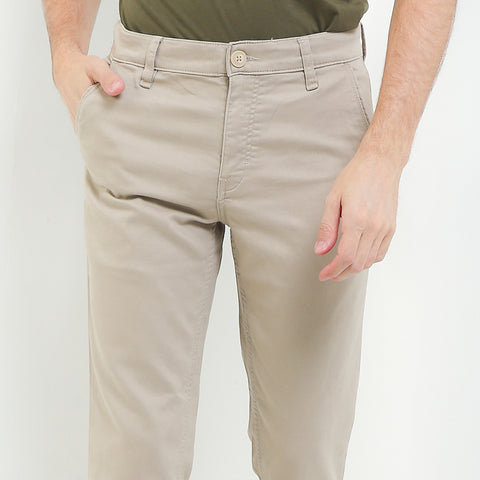 Cardinal Celana Panjang Chinos Slim Fit Pria E0267BK03K