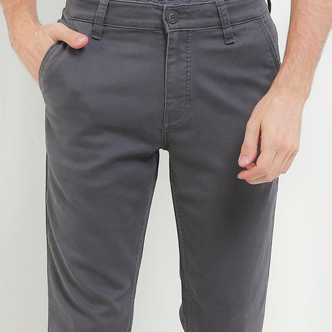 Cardinal Celana Panjang Chinos Slim Fit Pria E0268BK04B