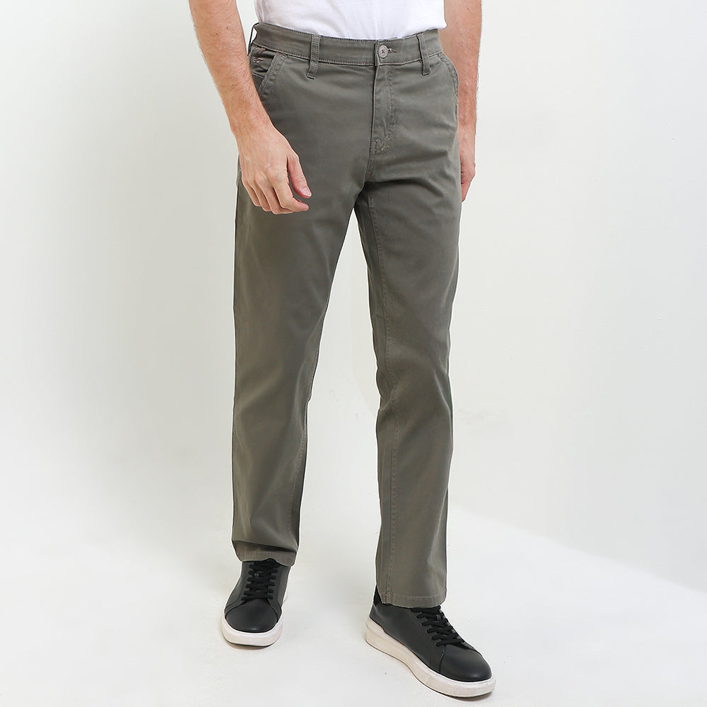 Cardinal Celana Panjang Chinos Slim Fit Pria E0282BK04C