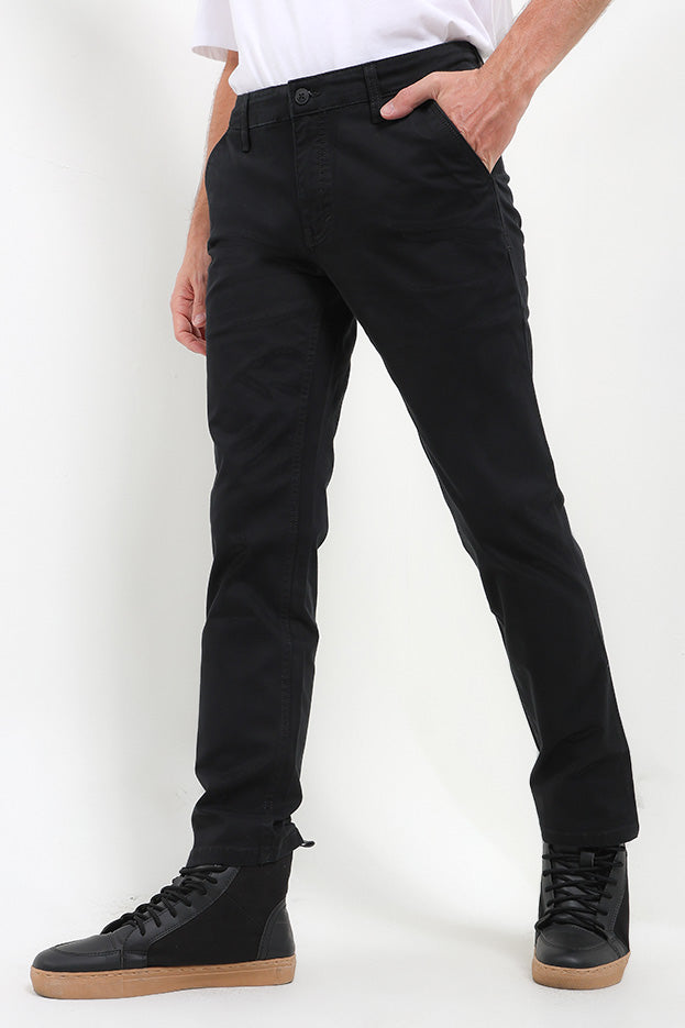 Cardinal Celana Panjang Chinos Skinny Pria E0096BK01B
