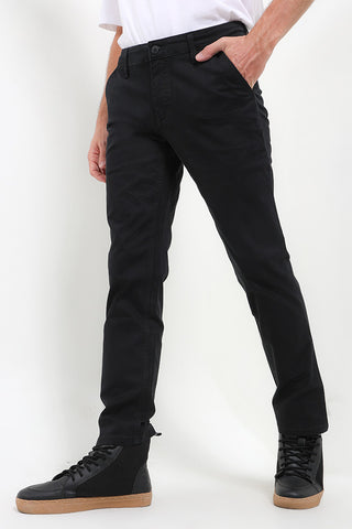 Cardinal Celana Panjang Chinos Skinny Pria E0096BK01B
