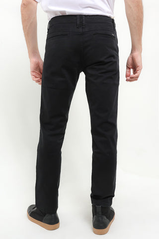 Cardinal Celana Panjang Chinos Skinny Pria E0096BK01B