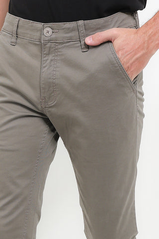 Cardinal Celana Panjang Chinos Skinny Pria E0142BK12H
