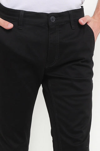 Cardinal Celana Panjang Chinos Skinny Pria E0145BK01A