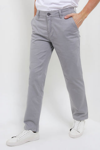 Cardinal Celana Panjang Chinos Pria E0379BK04C