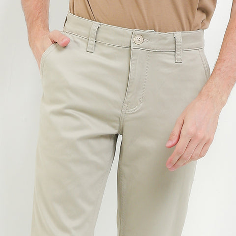 Cardinal Celana Panjang Chinos Pria E0397BK05B
