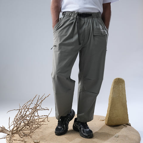 Cardinal Celana Panjang Chinos Loose Tapered Alter Pria EL006BK04C