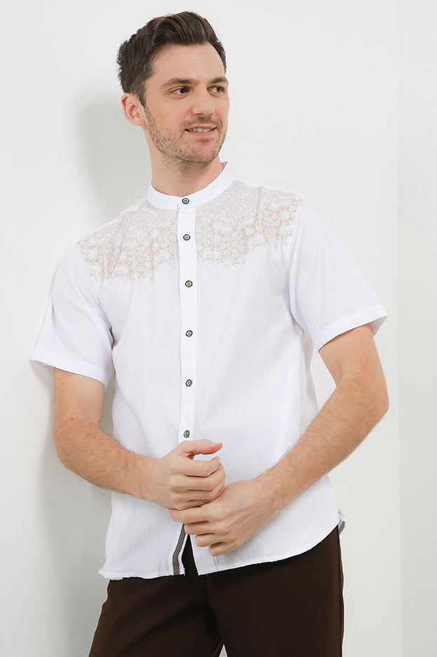 Cardinal Kemeja Koko Lengan Pendek Pria F4059P08A