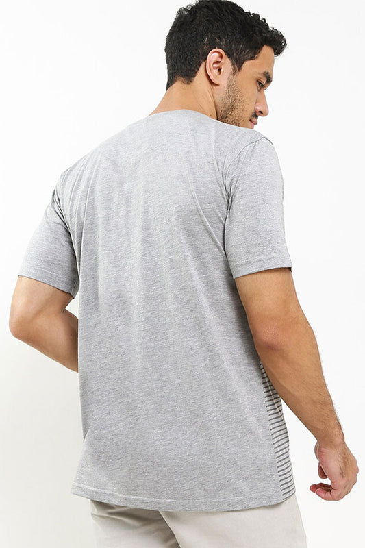 T-Shirt Pria Regular Cardinal F0122P04C