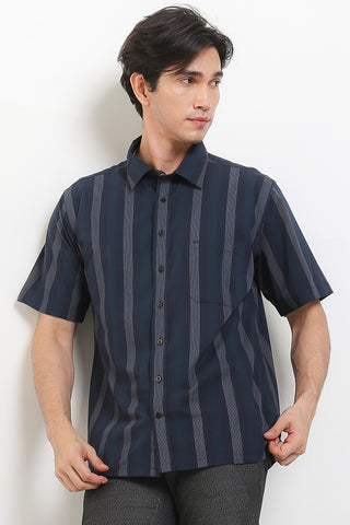 Cardinal Kemeja Semi Fit Pria F2399P01A
