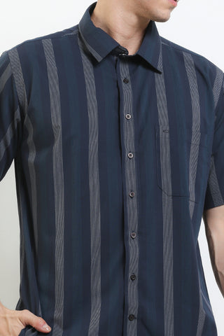 Cardinal Kemeja Semi Fit Pria F2399P01A