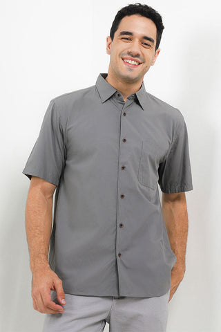 Cardinal Kemeja Lengan Pendek Slim Fit Pria F2675P04D