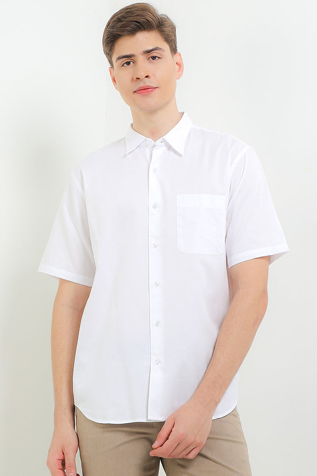 Cardinal Kemeja Lengan Pendek Slim Fit Pria F2688P08A