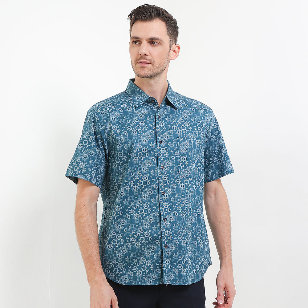 Cardinal Kemeja Lengan Pendek Slim Fit Pria F2811P02H