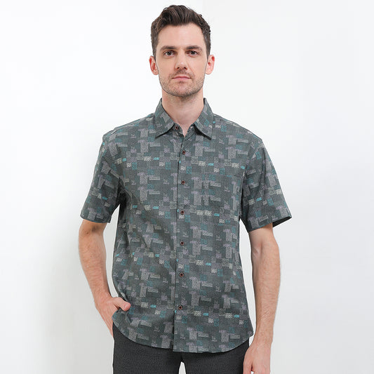Cardinal Kemeja Lengan Pendek Slim Fit Pria F2812P06F