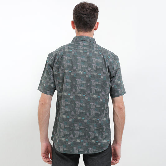 Cardinal Kemeja Lengan Pendek Slim Fit Pria F2812P06F