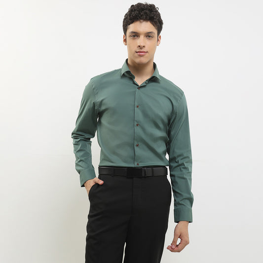 Cardinal Kemeja Lengan Panjang Slim Fit Pria F2842J06A