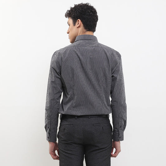 Cardinal Kemeja Lengan Panjang Slim Fit Pria F2885J02H