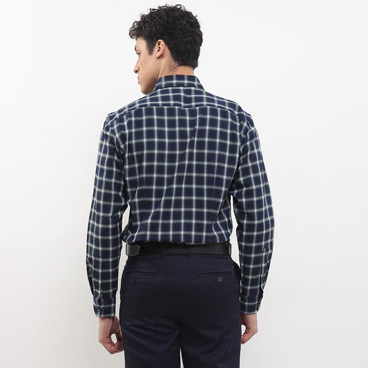 Cardinal Kemeja Lengan Panjang Slim Fit Pria F2892J02E