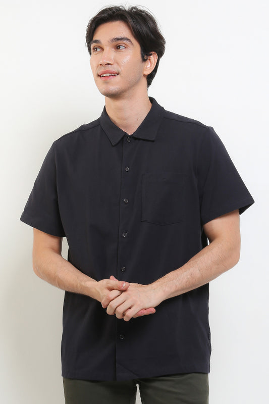 Cardinal Kemeja Lengan Pendek Slim Fit Pria Big Size F4170O01A