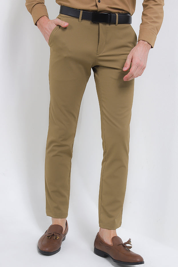 Cardinal Celana Panjang Slim Fit Pria F4007BK05D
