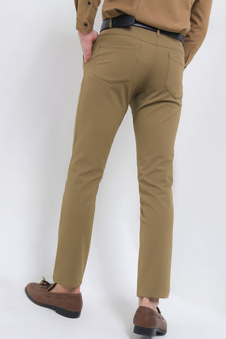 Cardinal Celana Panjang Slim Fit Pria F4007BK05D
