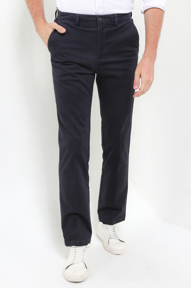 Cardinal Celana Panjang Chinos Regular Fit Pria F2052BK02F