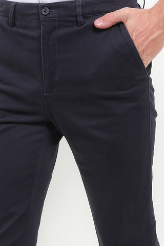 Cardinal Celana Panjang Chinos Regular Fit Pria F2052BK02F