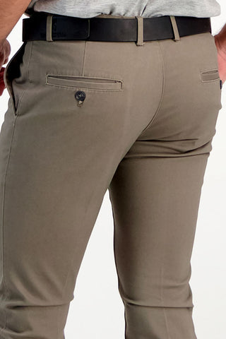Celana Chino Pria Cardinal F4015BK04C