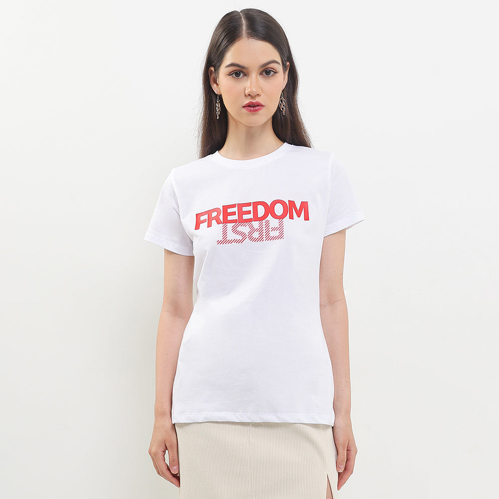 Cardinal T-Shirt Slim Fit Wanita G0683P08A