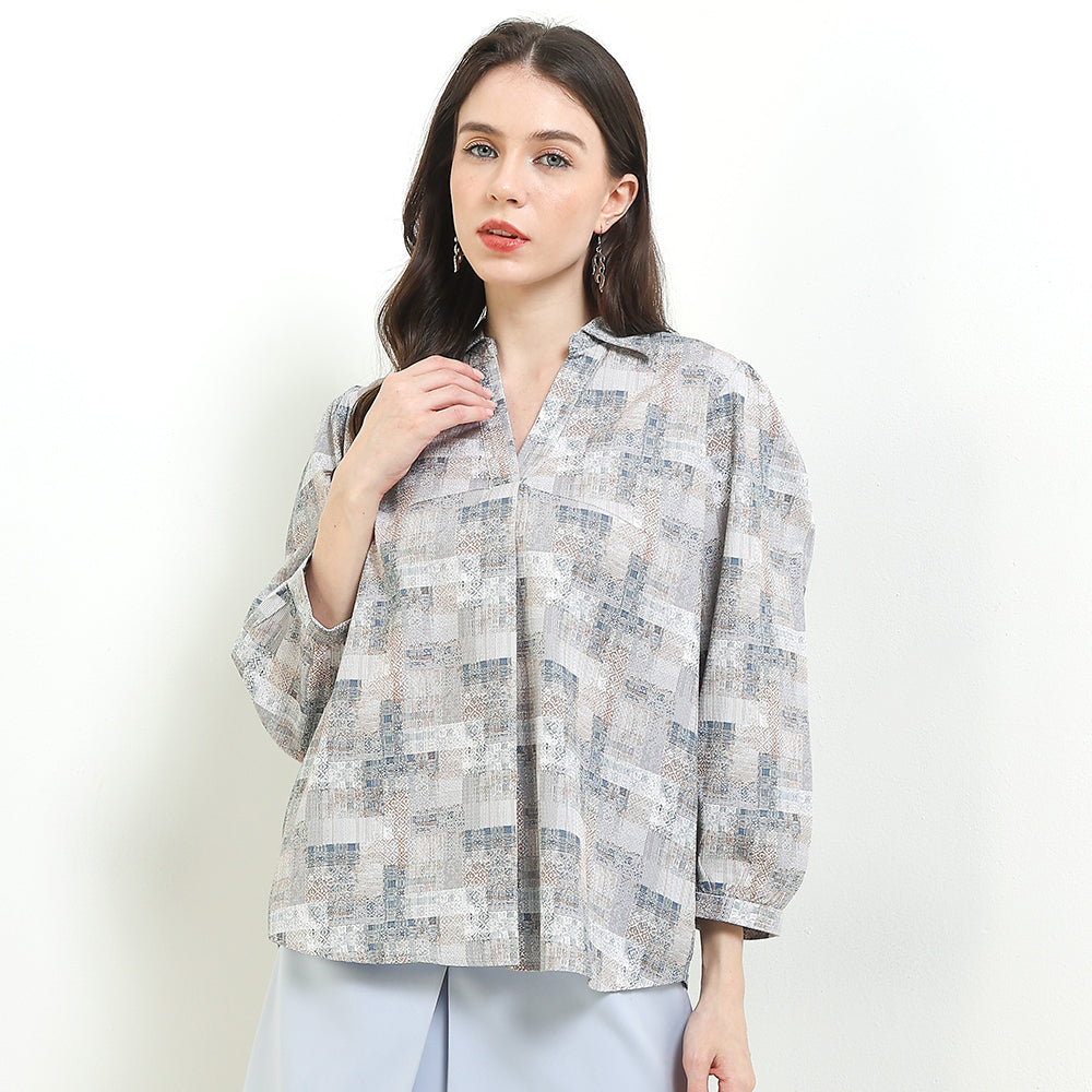 Cardinal Kemeja Loose Fit Wanita G1435J04Z