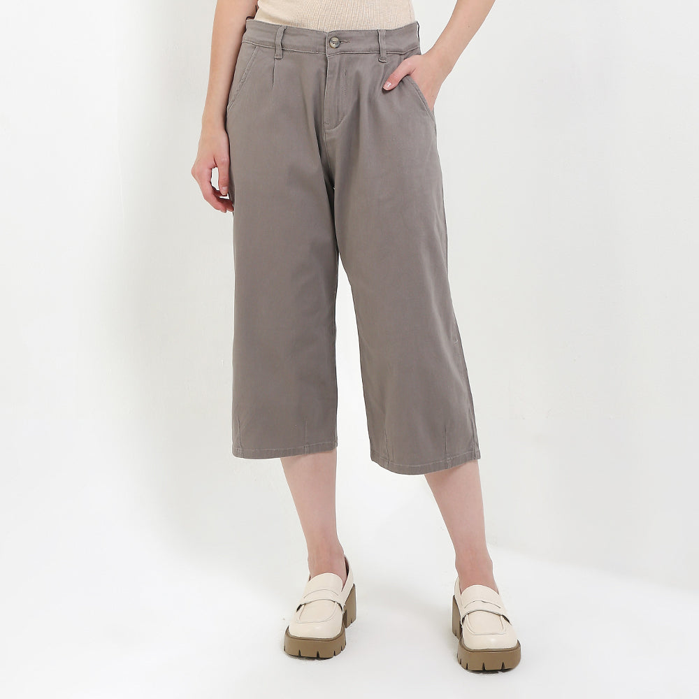 Cardinal Celana Pendek Slim Fit Wanita G0107F03I