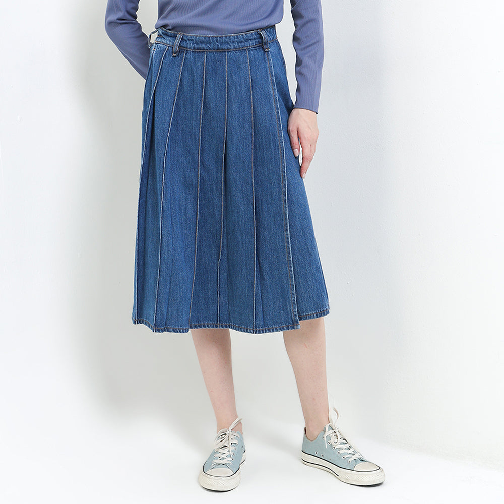 Cardinal Celana Pendek Wanita G0009F16B