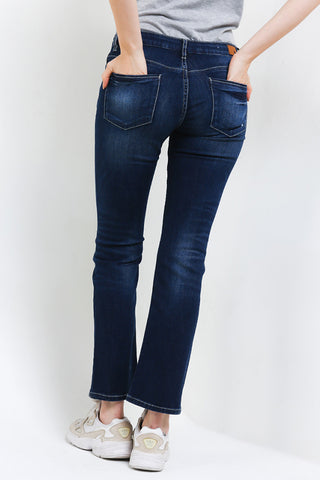 Celana Panjang Jeans Boot Cut Wanita Cardinal G0106F15C