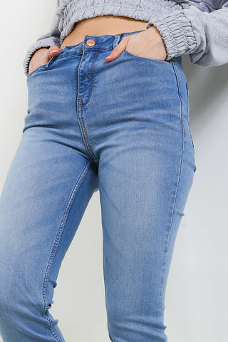Celana Panjang Jeans Skinny Wanita Cardinal G0112B17B