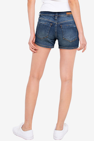 Cardinal Hot Pants Slim Fit Wanita G0027F15A