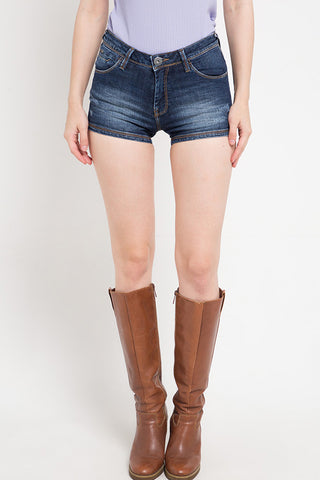 Cardinal Hot Pants Slim Fit Wanita G0028F15A