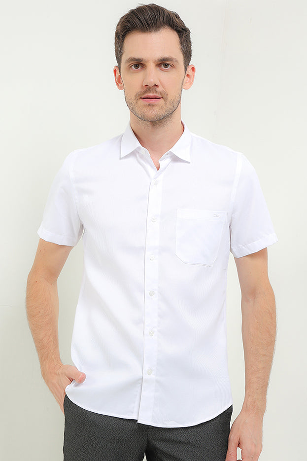 CDL Kemeja Lengan Pendek Slim Fit Pria I0209P08A