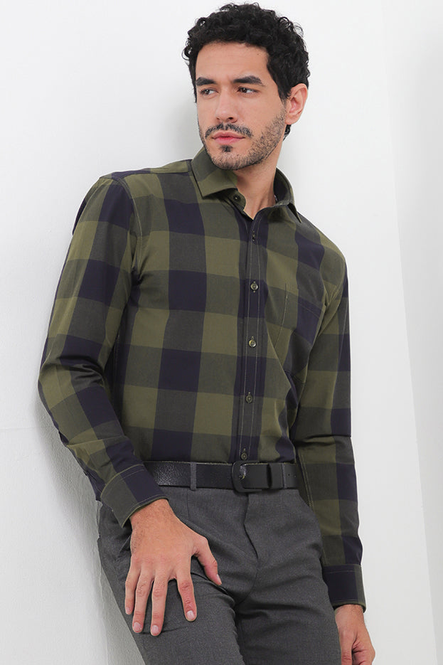 CDL Kemeja Lengan Panjang Slim Fit Pria I0275J06E