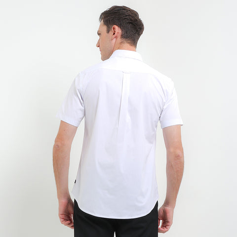 CDL Kemeja Lengan Pendek Slim Fit Pria I0318P08A