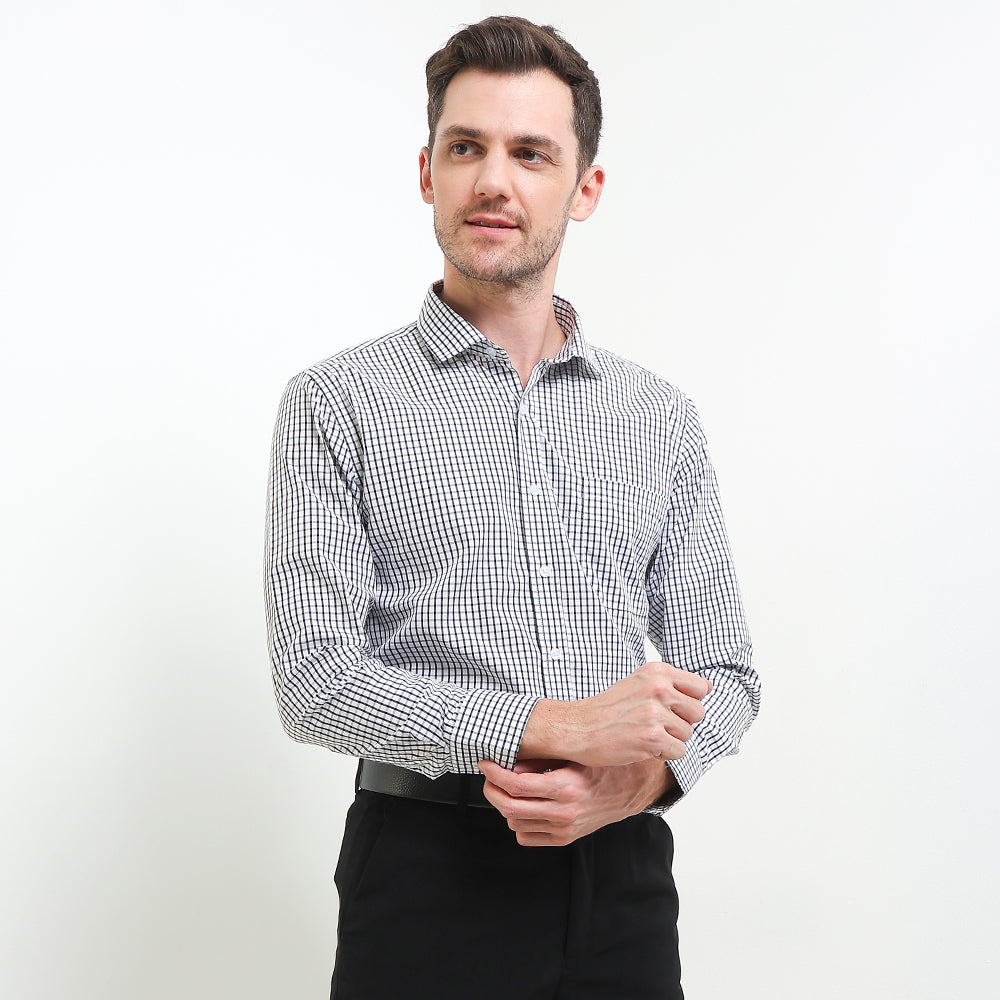 CDL Kemeja Lengan Panjang Slim Fit Pria I0335J01A