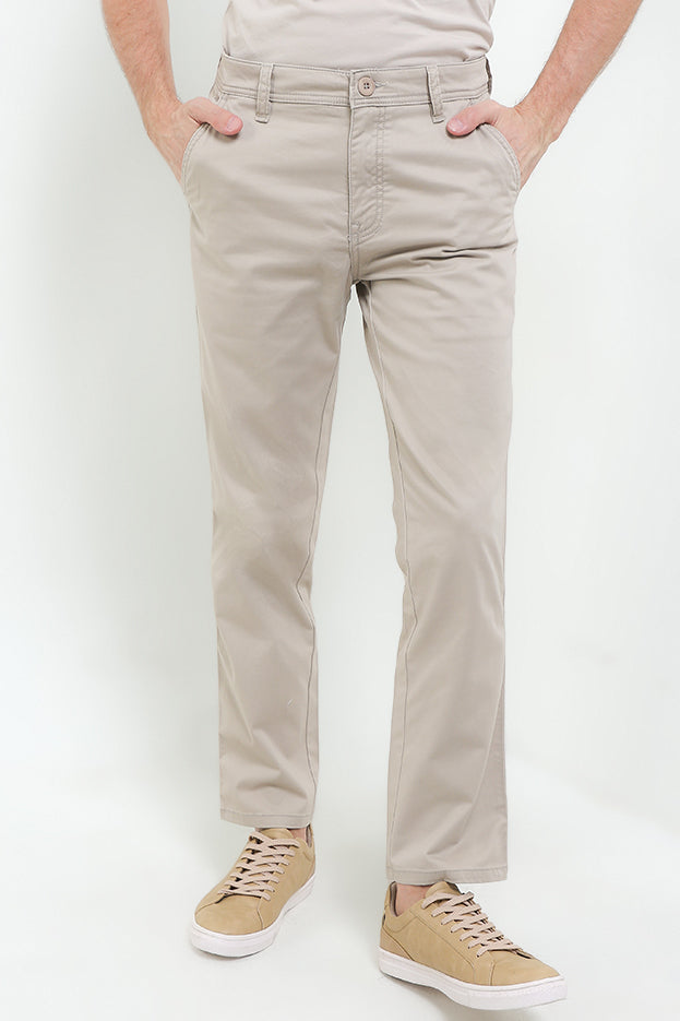 CDL Celana Panjang Chinos Slim Fit Pria J0023BK12E