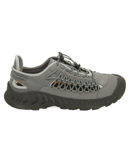 Cardinal Sepatu Outdoor Low Cut Pria M1391T04A