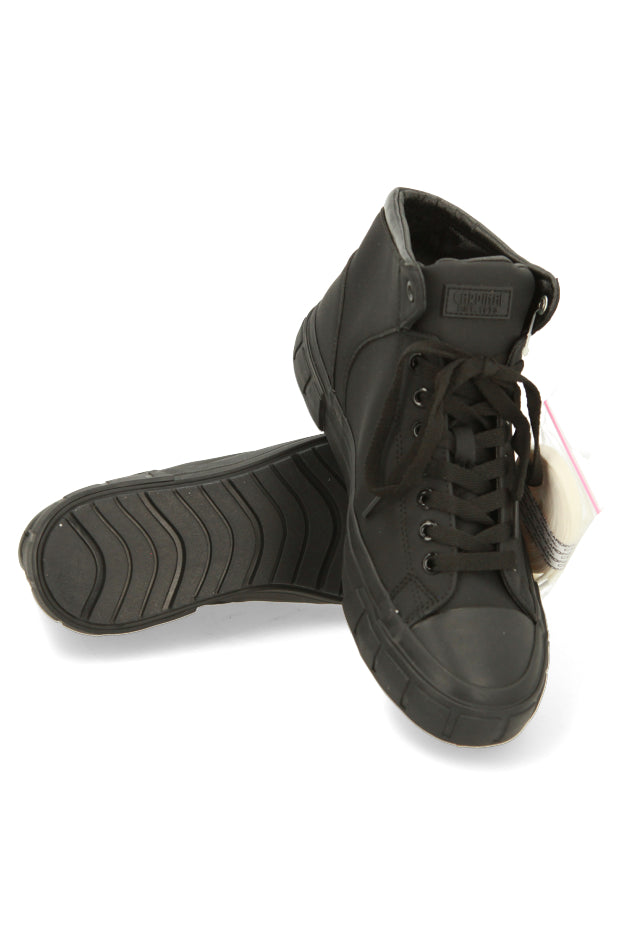 Cardinal Sepatu Sneakers Pria M1316T01Z