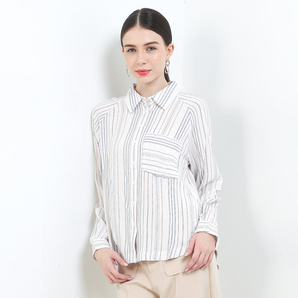 CDL Kemeja Loose Fit Wanita P0116J02H