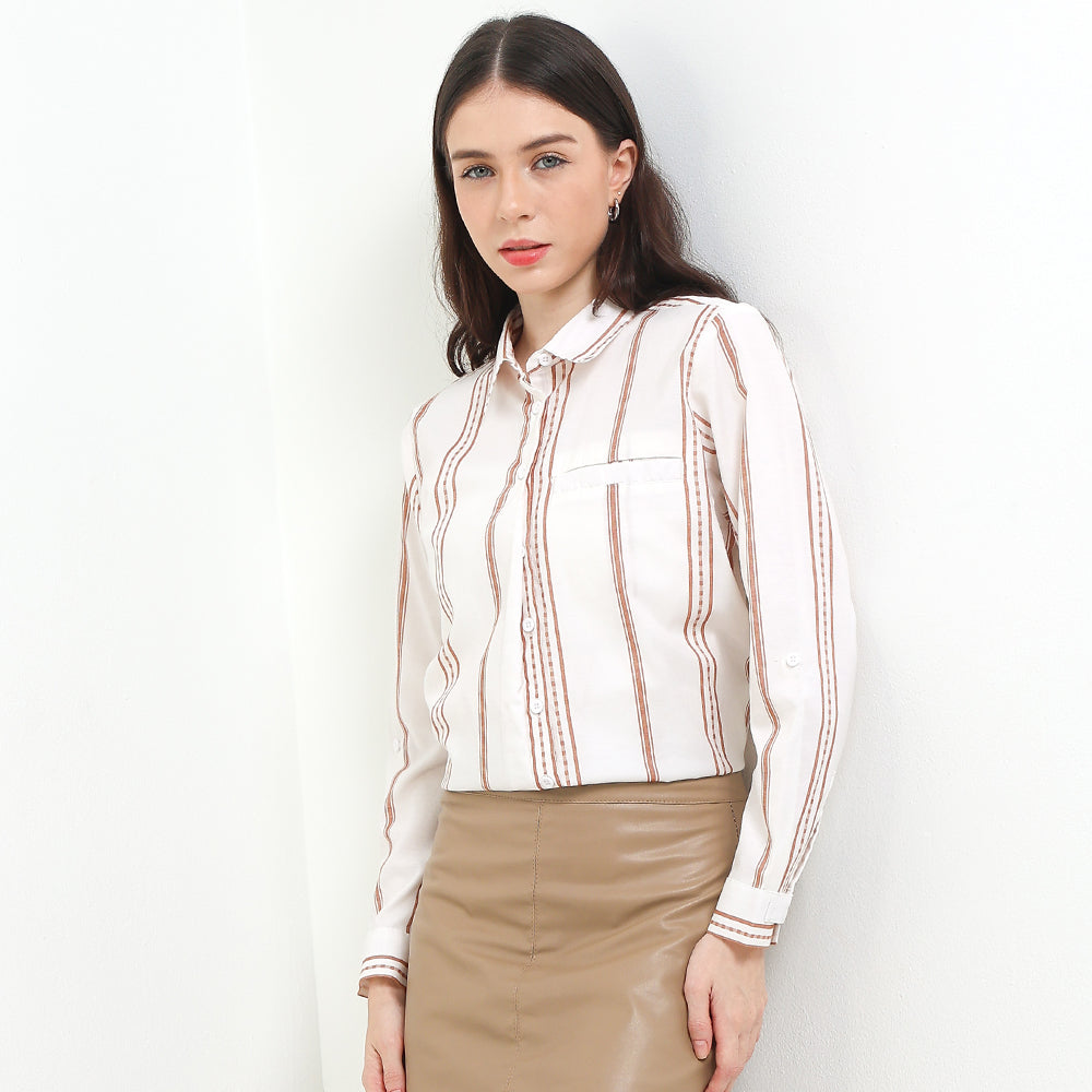 CDL Kemeja Loose Fit Wanita P0130J10E