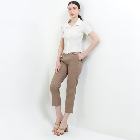 CDL Celana Pendek Slim Fit Wanita P0028F03H