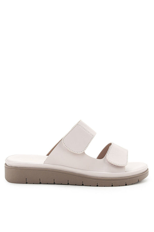 Cardinal Sandal Selop Wanita W1729F11G